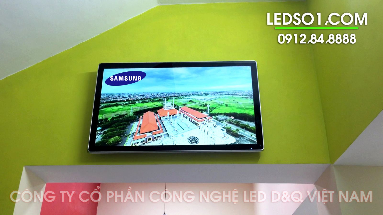 Màn hình LCD quảng cáo | SAMSUNG 49inch CYL-TG490B1-US | Lắp đặt tại Indonedia Town
