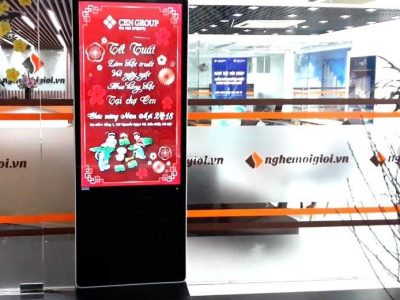 Màn hình quảng cáo LCD chân đứng 70 inch SAMSUNG / LG - LED D&Q