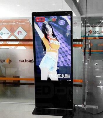 Màn hình quảng cáo LCD chân đứng 60 inch SAMSUNG/LG - LED D&Q
